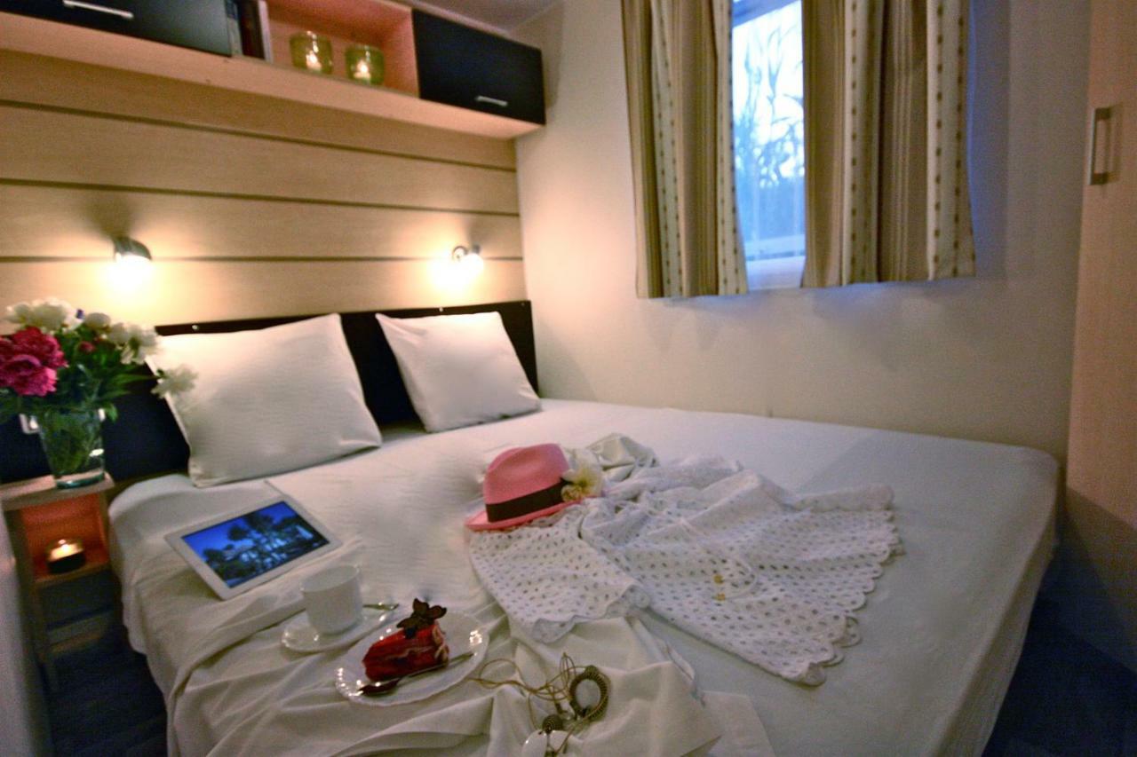 Sas Robrecht Hotel แซ็ง-ทรอเป ห้อง รูปภาพ